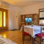 Complex 26 Pensiune Veli Lošinj