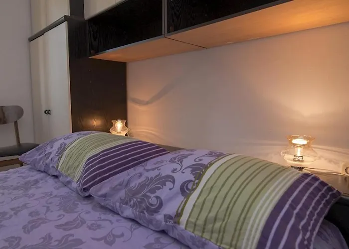 Complex 26 Lussingrande