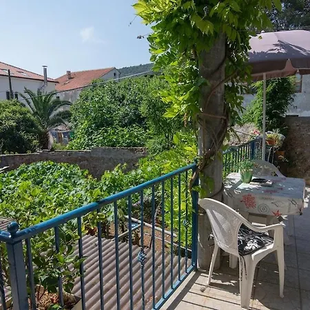 Complex 26 Vendégház Veli Lošinj